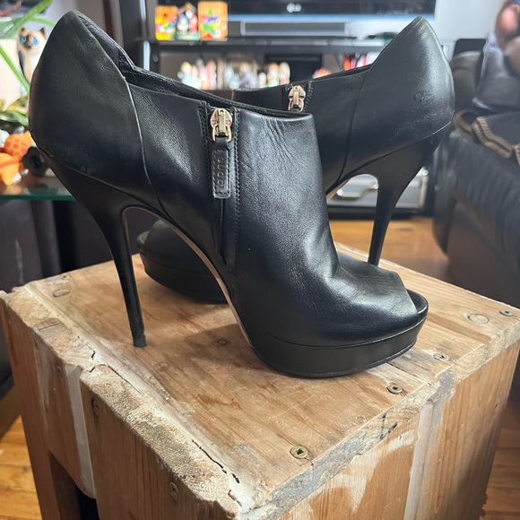 Gucci Peep Toe High Heel Ankle Booties - Picture 7 of 9